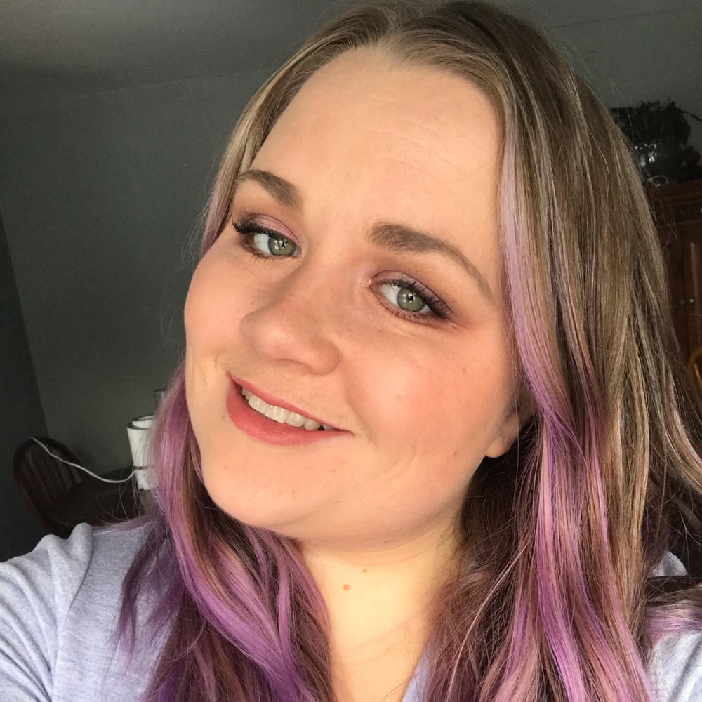 Meet your Posher, Brooke